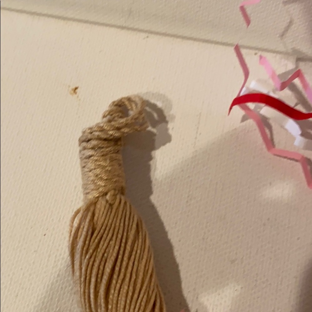 Pearls And Shells!! Perfect For Spring!! Get Ready - image 3